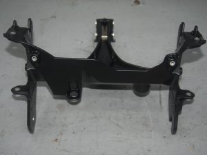 2017 BMW HEADLIGHT BRACKET
