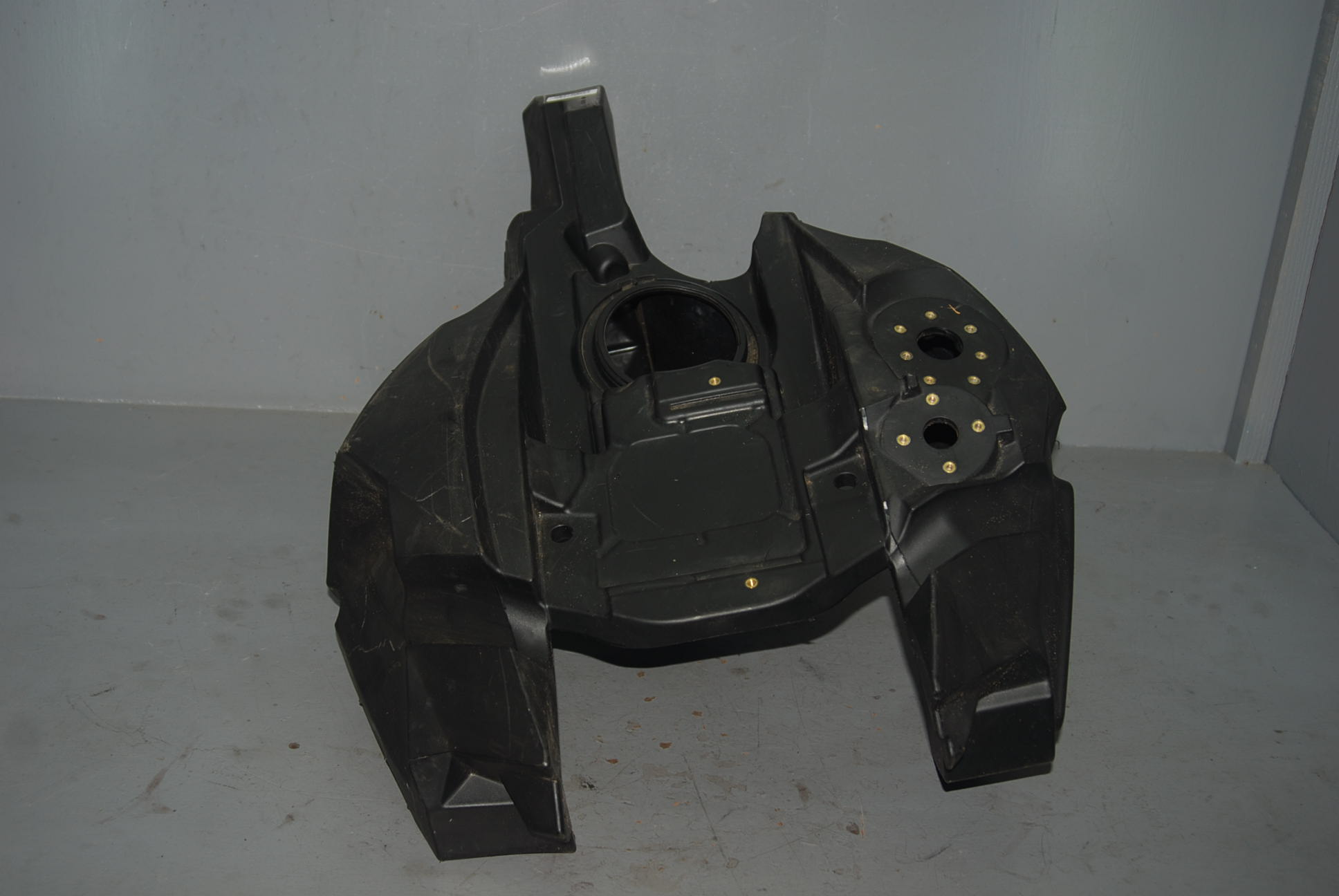 f800gs fuel tank