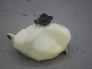 2011 YAMAHA YZF R1 WATER BOTTLE