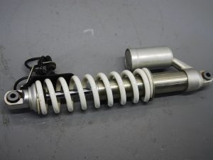 BMW R 1250 GS ADV FRONT MIDDLE SHOCK